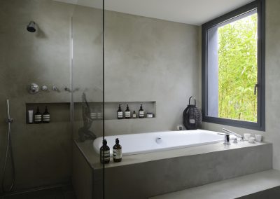 alfred, maison contemporaine en région parisienne : salle de bain 4